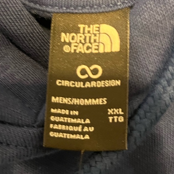 NWT North Face Men’s Hoodie - Picture 2 of 5